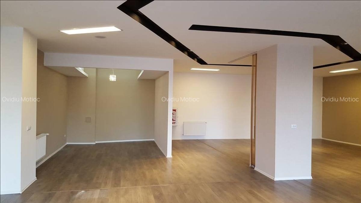 Spatiu comercial finisat, showroom sau birouri - 2