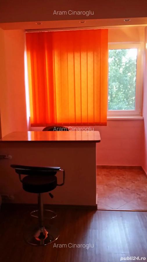 Inchiriez garsoniera confort 1Drumul Taberei metrou Favorit - 2