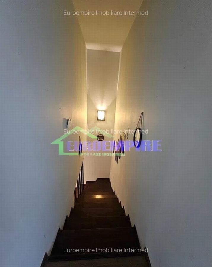 De inchiriat vila zona Mamaia - 8