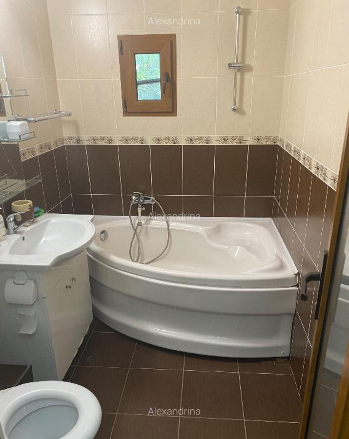 Inchiriez ap dotat cu 4 camere, modern, str. Ta?nad, Cluj - 9 Inchiriez ap dotat cu 4 camere, modern, str. Ta?nad, Cluj - 9