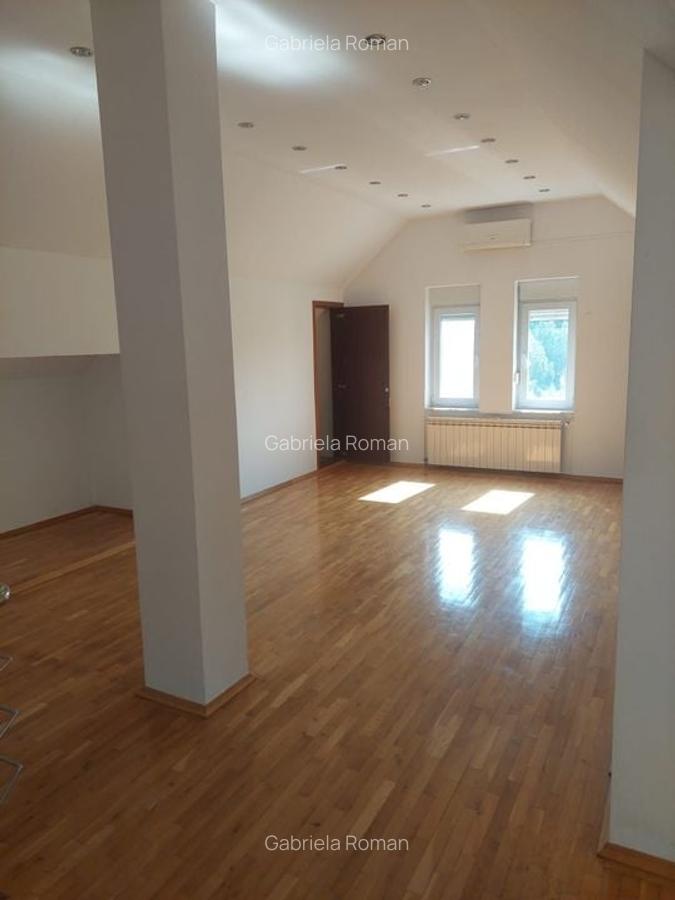 Oportunitate investitie! Vila cu piscina situata in apropiere de British School - 7