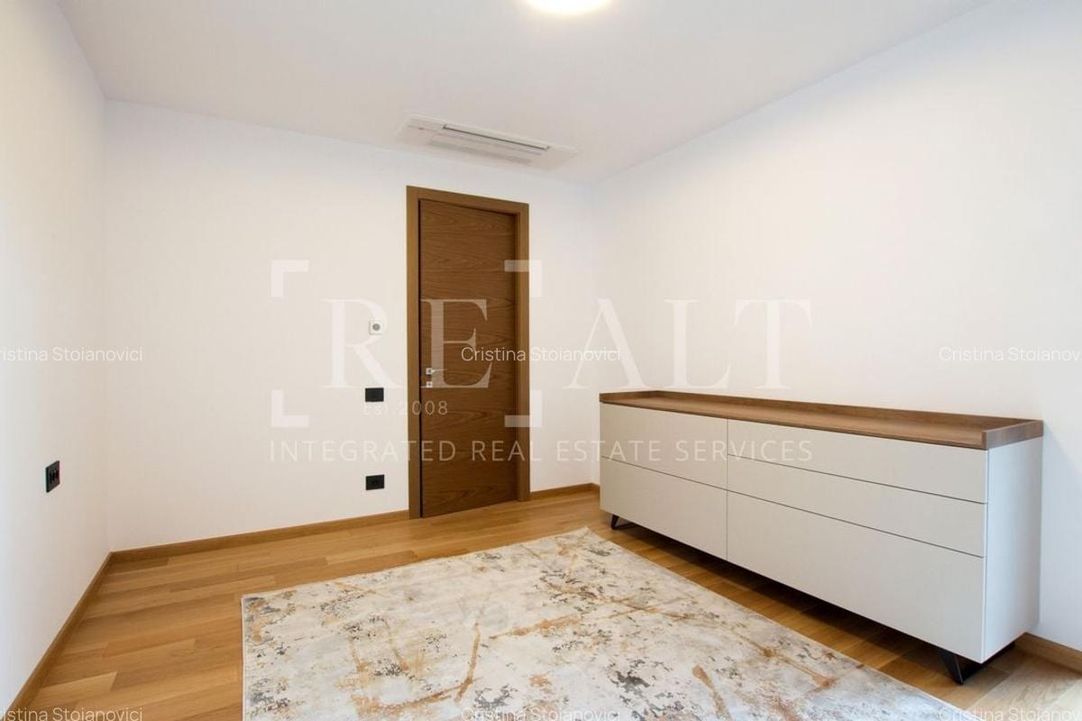 Apartament cu 4 camere semidecomandat, mobilat în Primăverii - 23