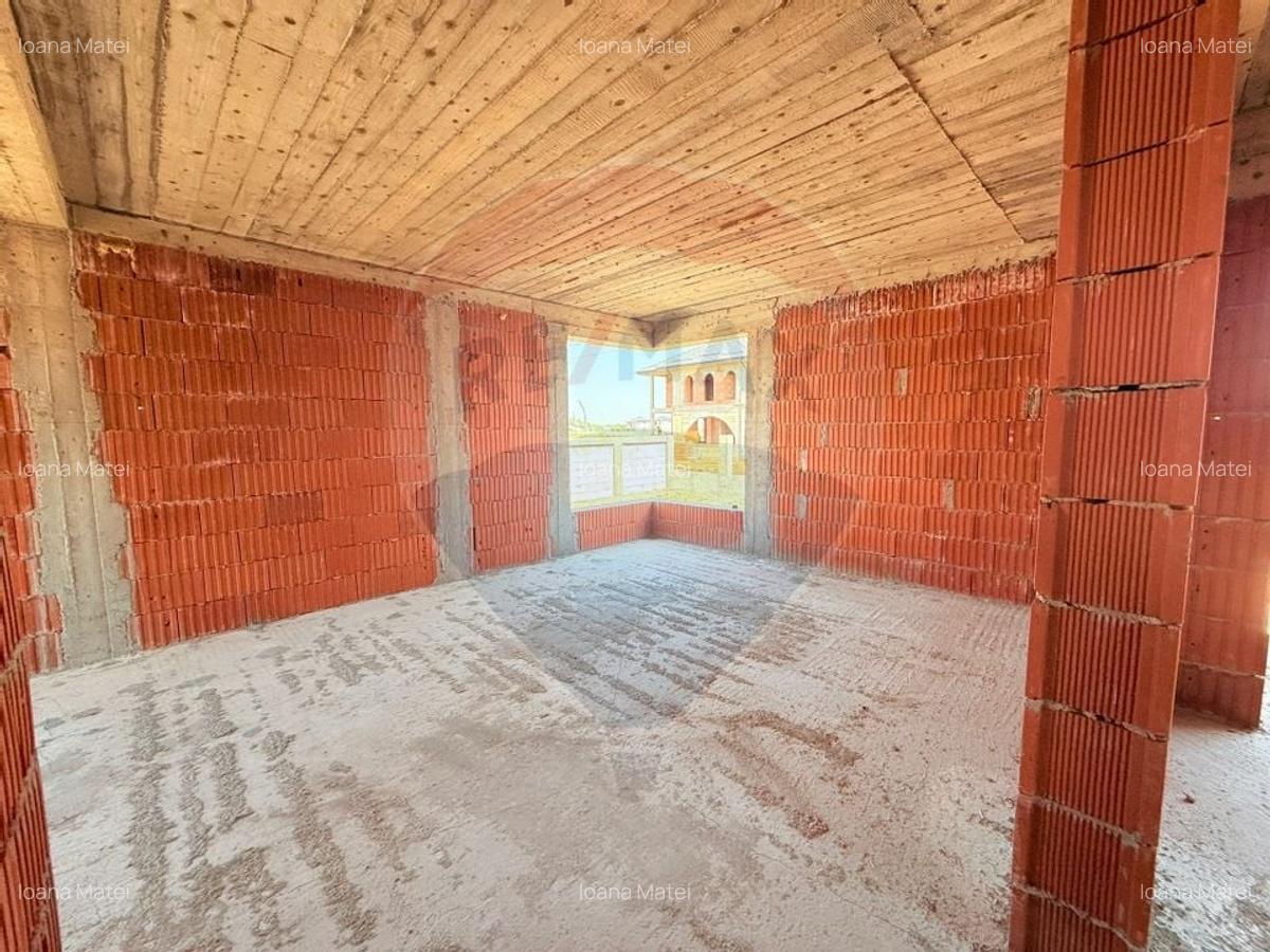 Casa / Vila individuala  de vanzare | La rosu | Dragomiresti-Deal - 12