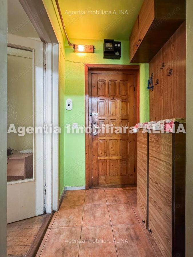 Ap. 2 camere in Deva, zona Dacia, Aleea Romanilor, 32 mp, semidecomandat, et. 3. - 5