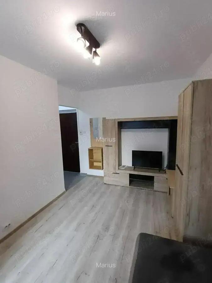 Garsoniera 1 decembrie-metrou la scara blocului-th pallady - 6