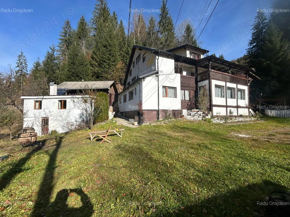 Casa moderna cu teren generos direct de la proprietar - 1