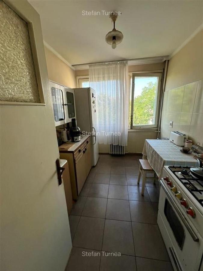 Vanzare apartament 3 camere - Podu Ros - 4