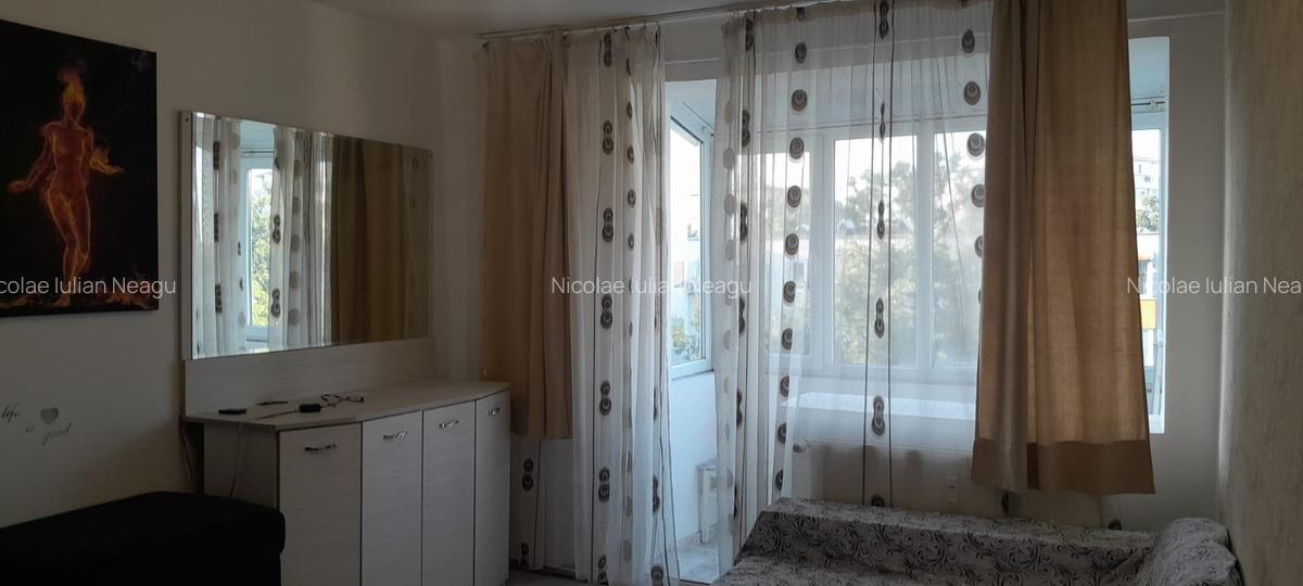 APARTAMENT CU 2 CAMERE SEMIDECOMANDAT ZONA CINA - 2