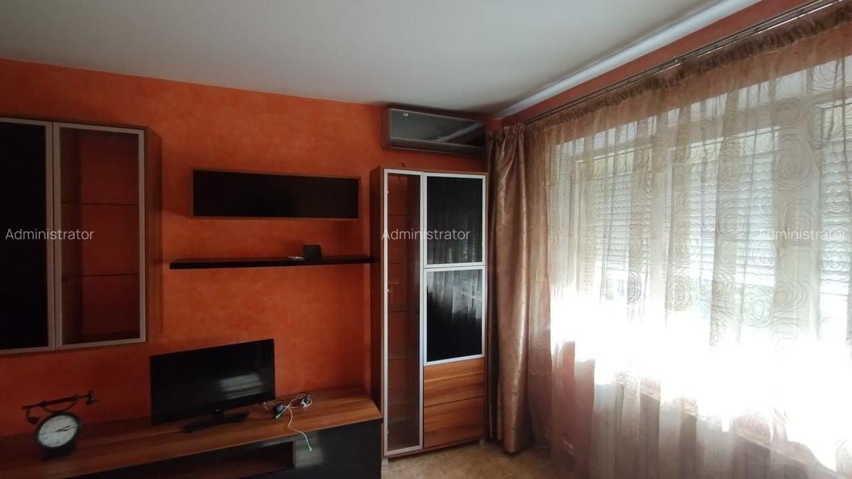 Apartament 3 camere Casa de Cultura - 13