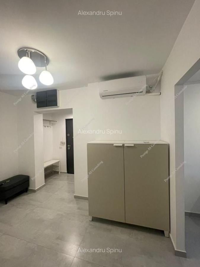 Apartament de vanzare cu 2 camere, renovat complet, cu boxa prorie - Complex - 6