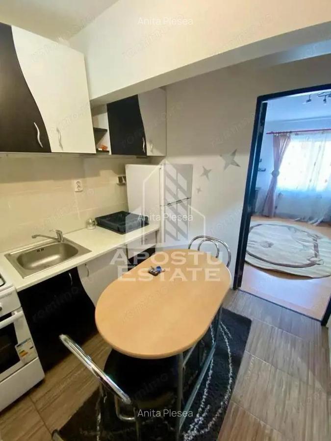 Garsoniera,etaj 3,zona Aradului - 6