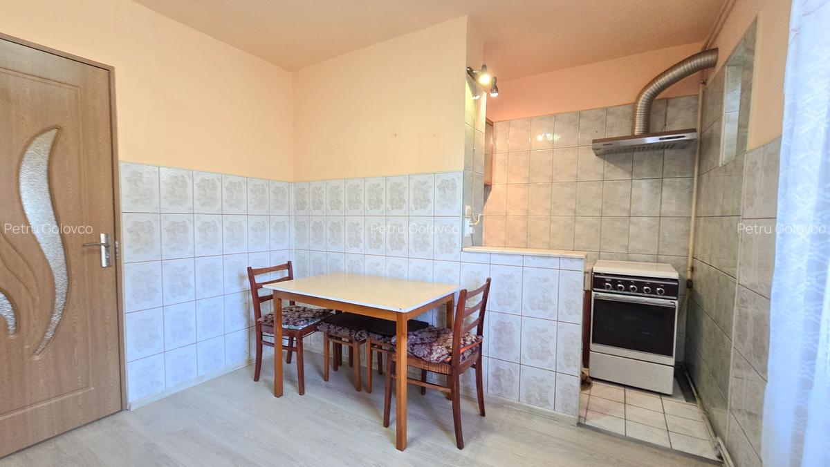 Apartament 3 Camere Suprafață Generoasă - 13 Apartament 3 Camere Suprafață Generoasă - 13