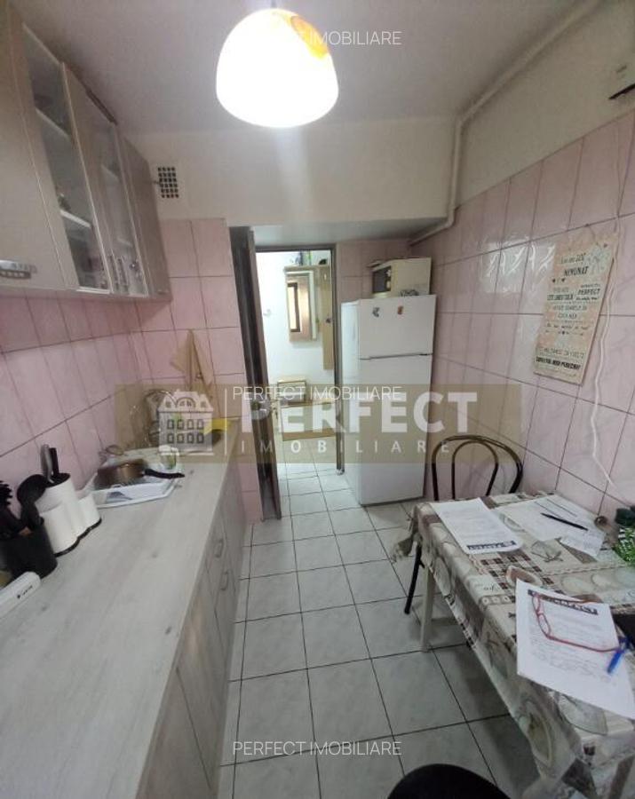 Ap.3 camere ETAJ 3,pret 64.500 euro! (zona Mihai Bravu) - 7 Ap.3 camere ETAJ 3,pret 64.500 euro! (zona Mihai Bravu) - 7
