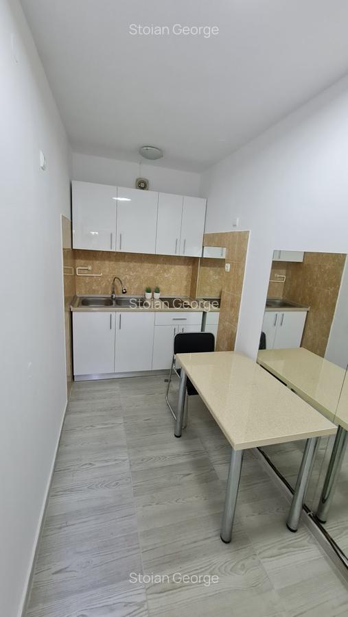 Garsoniera la 5 minute de metrou Eroii Revolutiei - 3