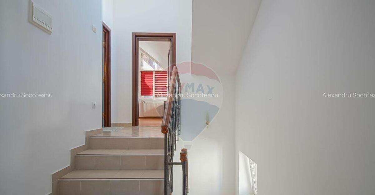 ELEGAN?A URBANA IN INIMA BRA?OVULUI | PETOFI SANDOR ... - 9