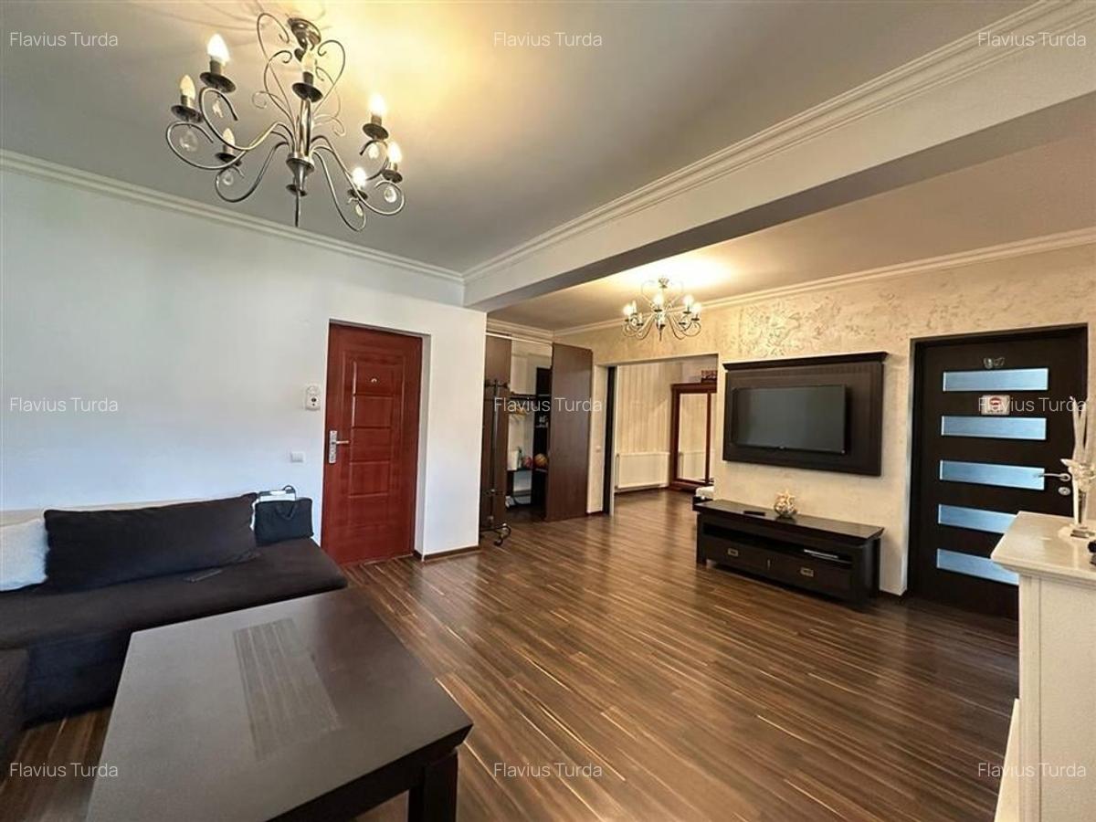 Apartament 3 camere zona Turnisor - 2