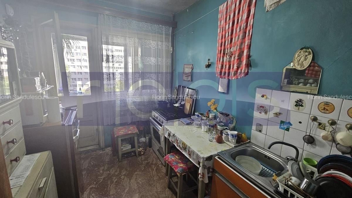 DE VANZARE AP 3 CAMERE 72 MP LUJERULUI | SEMIDECOMANDAT | METROU - 7