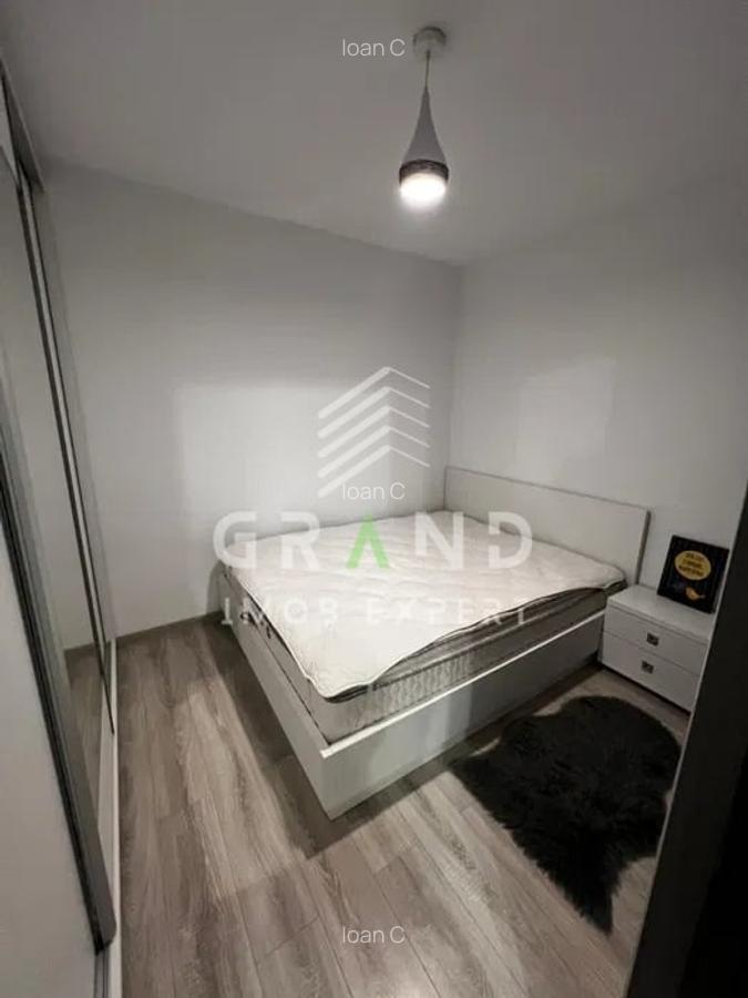 Apartament cu 2 camere semidecomandat, mobilat în Sopor - 5