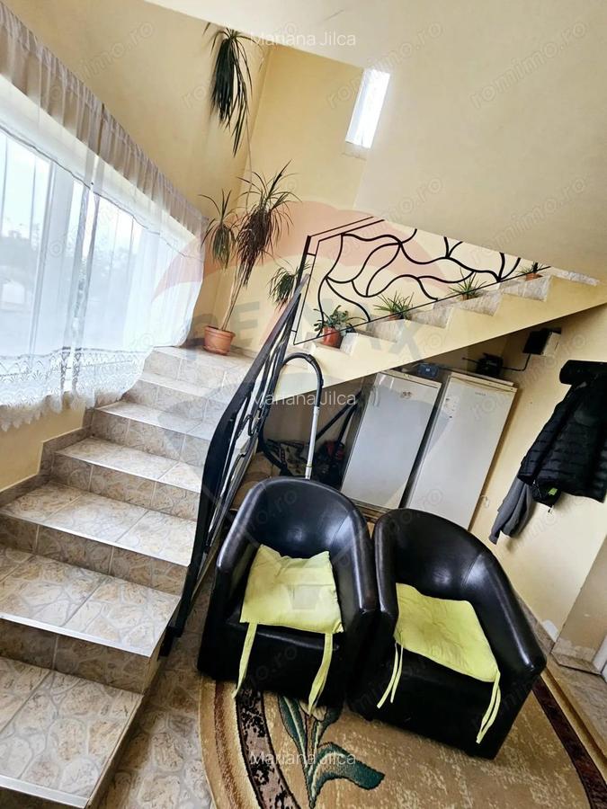 Casa / Vila cu 5 camere de vanzare - 14