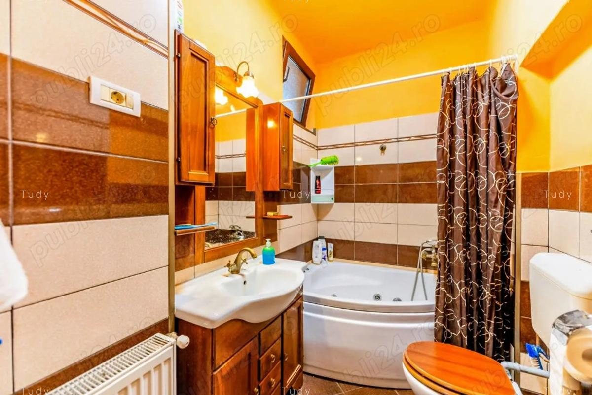 Vand Casa Spa?iu Comercial Zona Centrala - 9