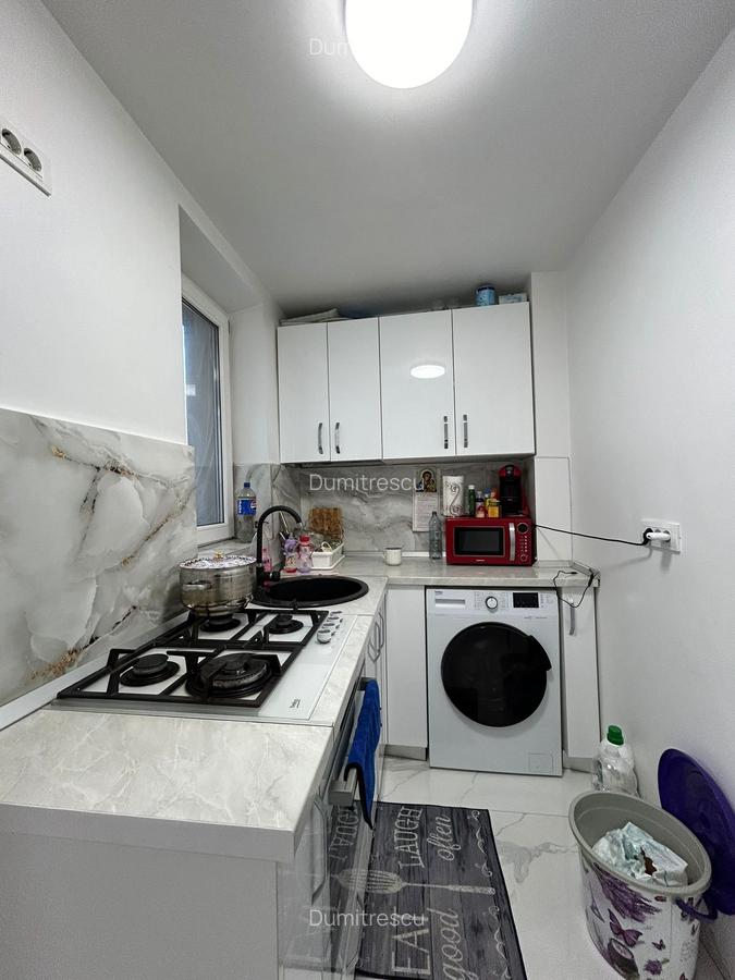 Titan 2 Camere Instalatii Schimbate Bloc 1976 Reabilitat 15 Min Metrou Titan - 8