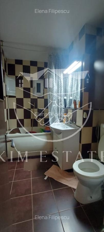 De vanzare apartament 3 camere ICIL - 6