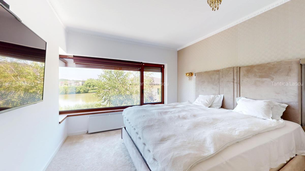 Imobil  de lux pe malul lacului cu ponton, complet mobilat si utilat - 26