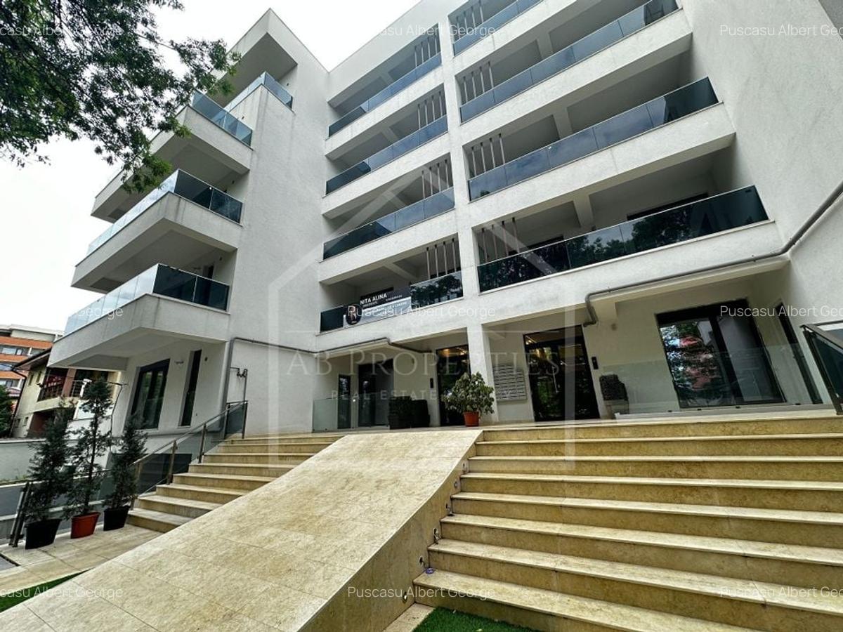 Apartament cu 4 camere decomandat în Băneasa - 22