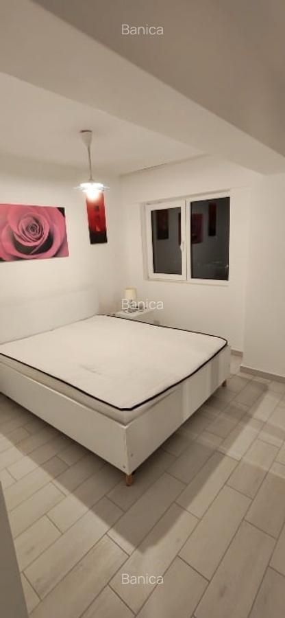 Închiriez apartament 2 camere - 1