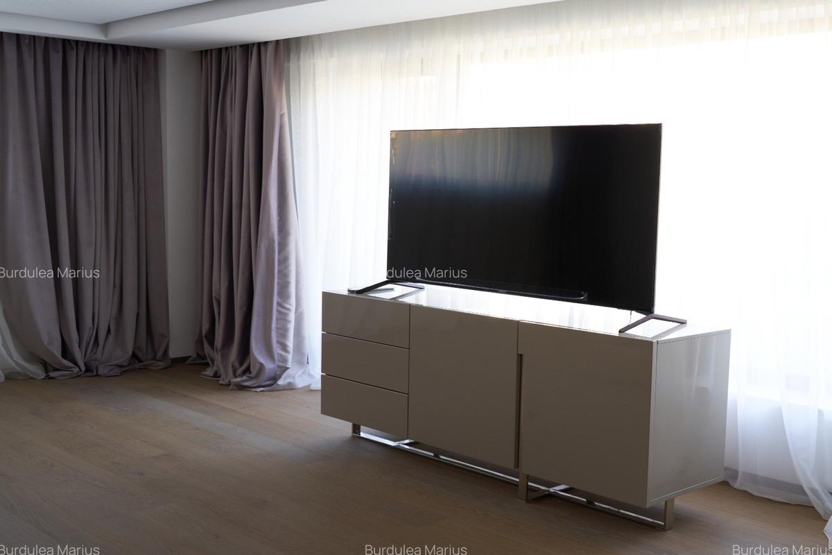 Vila impresionanta in condominiu cu securitate la doar câțiva metri de parc - 14