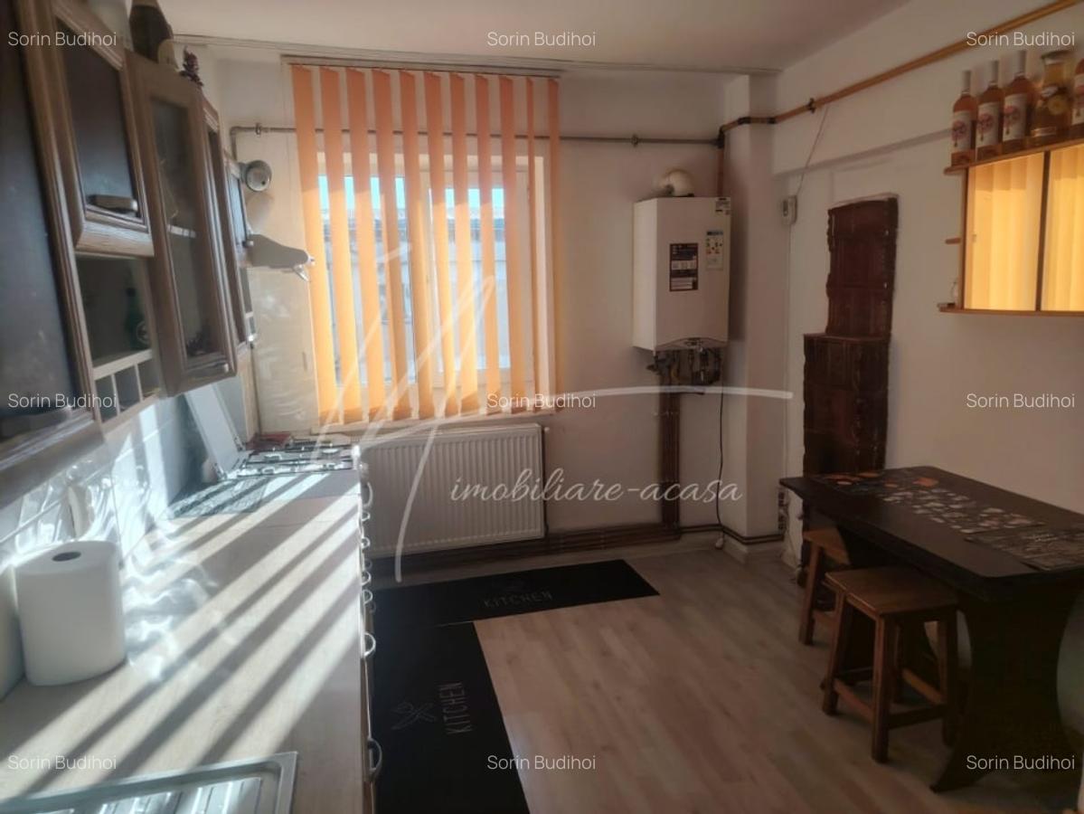 De vanzare -apartament situat in Babeni, judetul Valcea - 6
