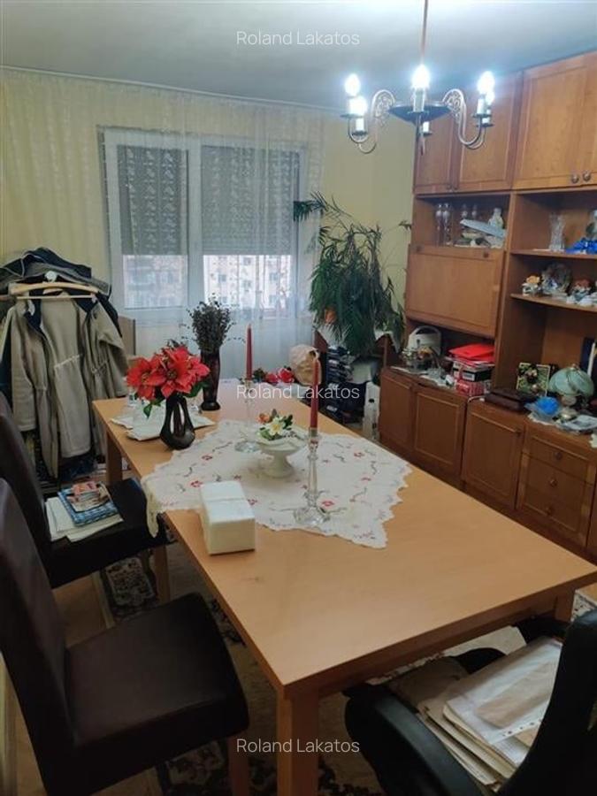 Apartament cu 3 camere decomandat în Rogerius - 2