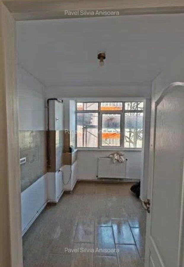 Apartament 2 camere, etaj 2, 2 balcoane, Mazepa 1 - 5