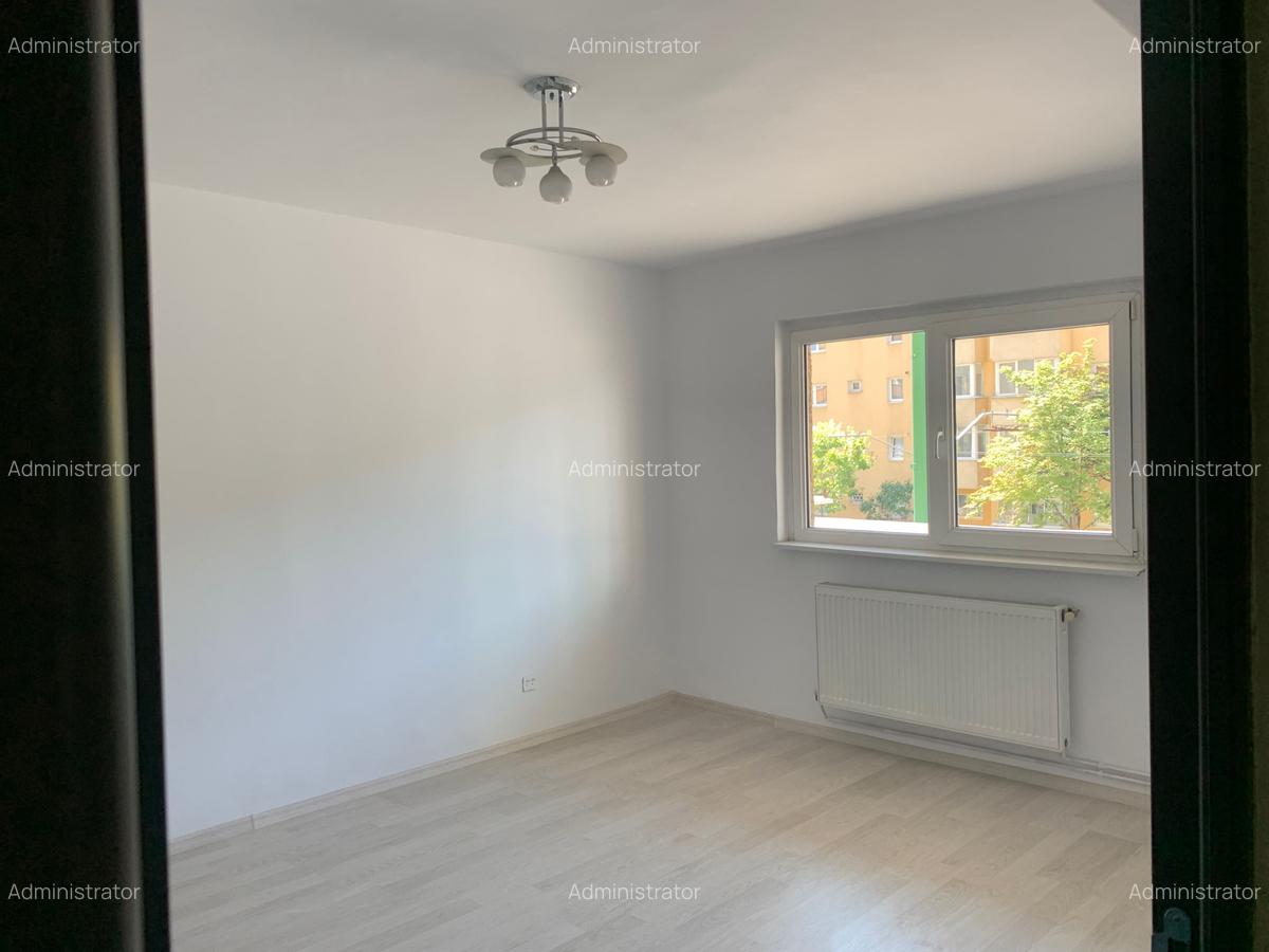 Apartament cu 4 camere decomandat în Griviței - 2