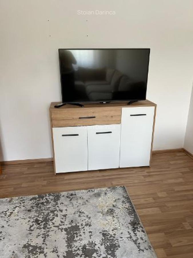 Inchiriez apartament cu doua camere decomandat, zona Lipovei - 2