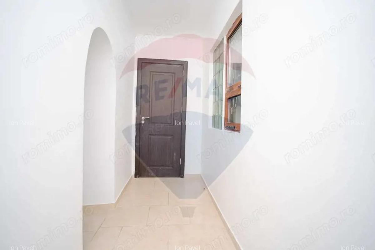 Spa?iu comercial de 115mp de vanzare in zona Tatarasi - 4