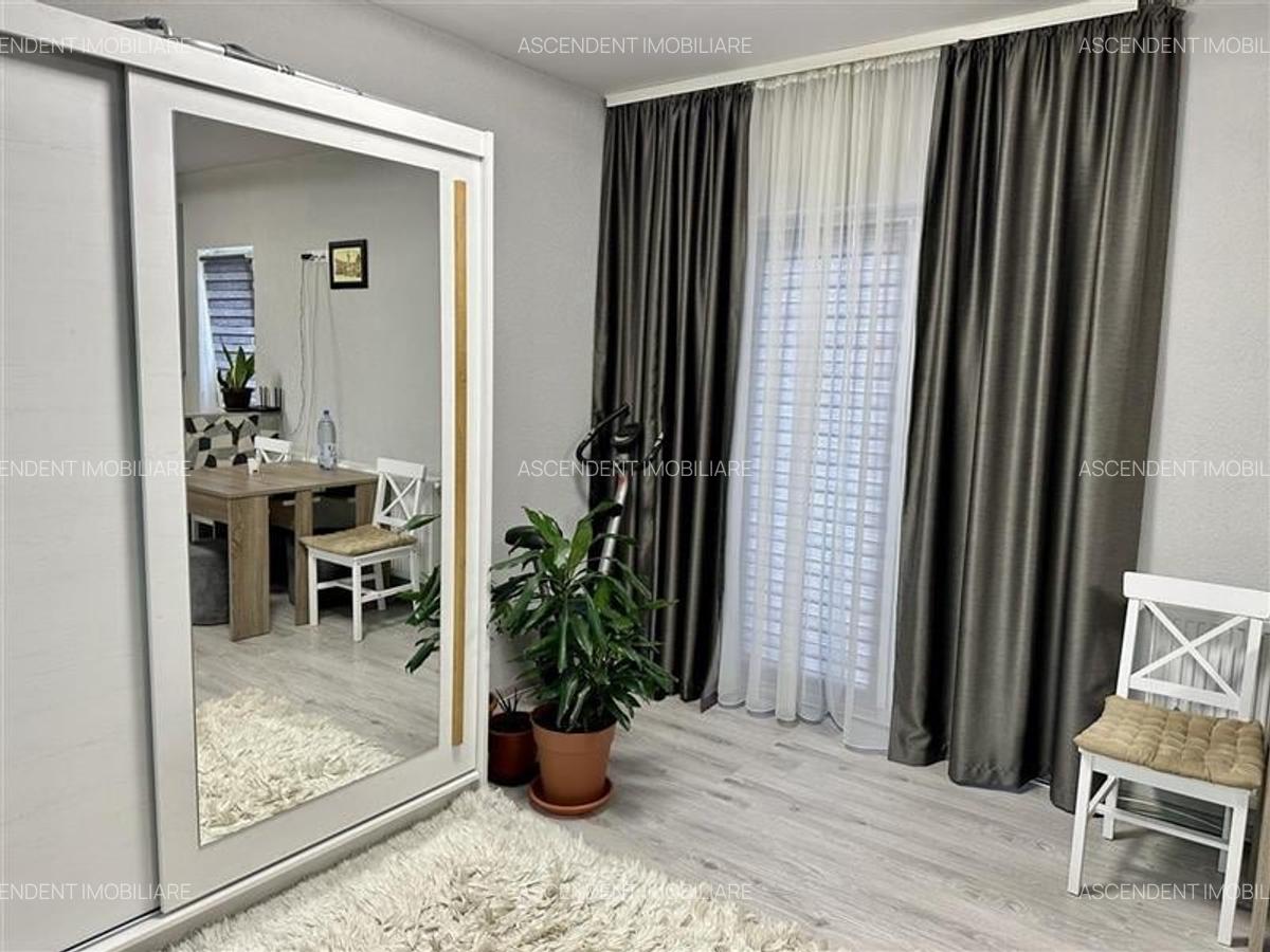 FILM&3D! Elegant,mobilat,accesorizat,totul nou,gata de mutat/inchiriat, Unirii,T - 3
