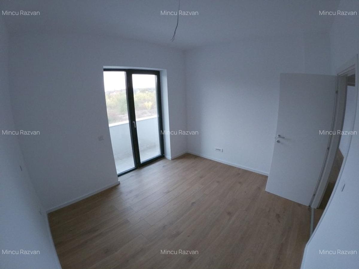 Apartament cu 3 camere decomandat în Băneasa - 8