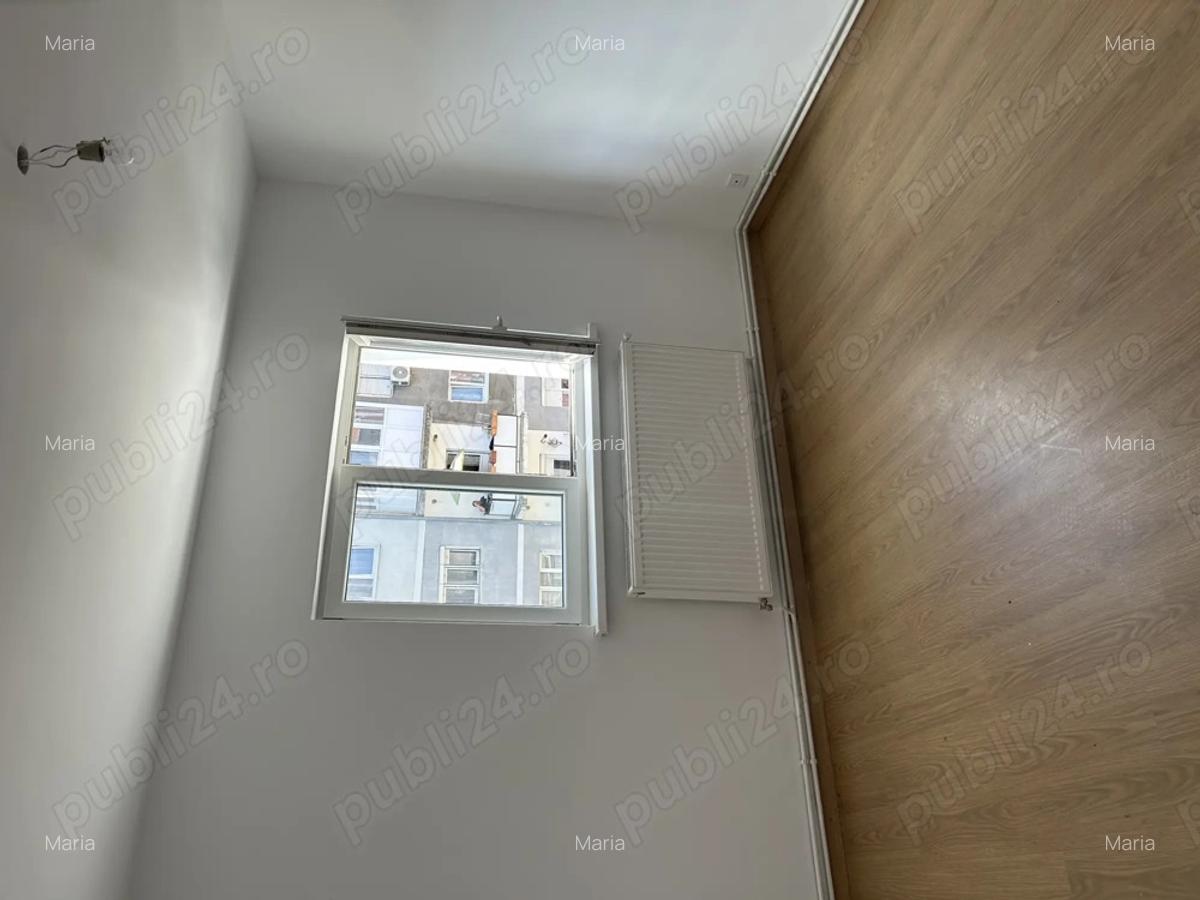 Apartament de vanzare cu 4 camere - 4