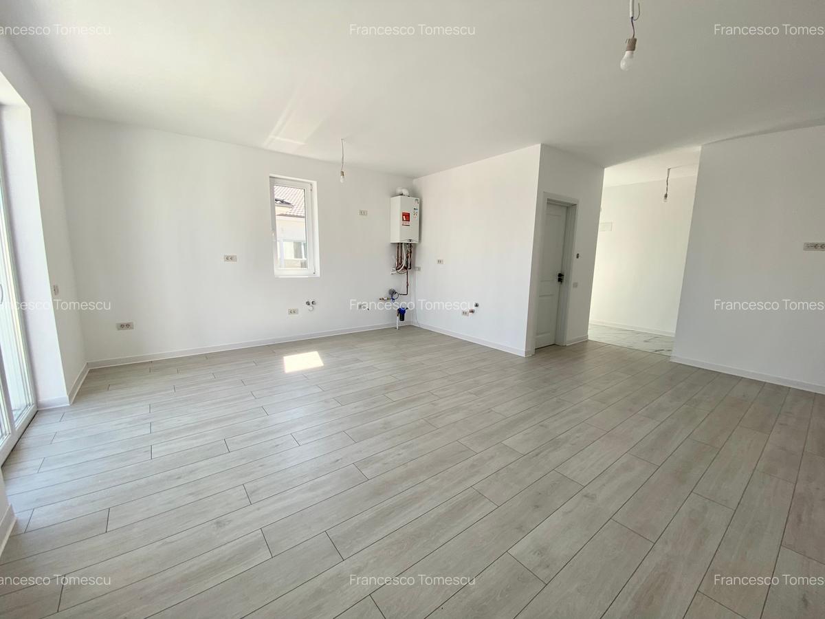 Duplex pe parter langa Timisoara | 3 camere si 2 bai | Perete dublu - 5