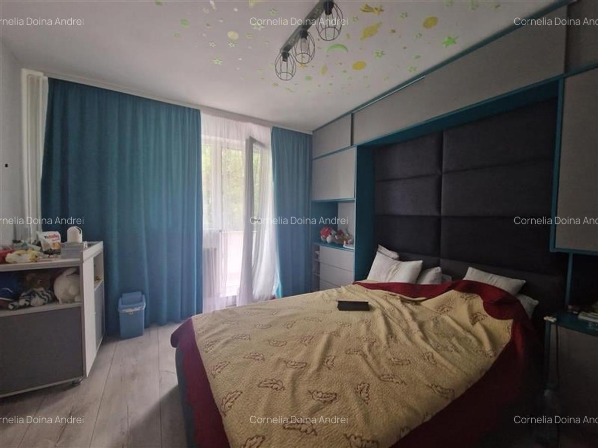 Casa P+M, teren 291 mp,  pretabila - clinica,cabinete, locuinta - 5