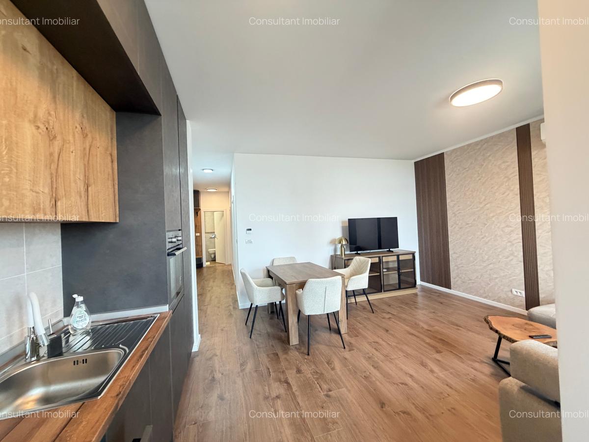 Închiriez apartament cu trei camere in Nord One 800 euro - 1