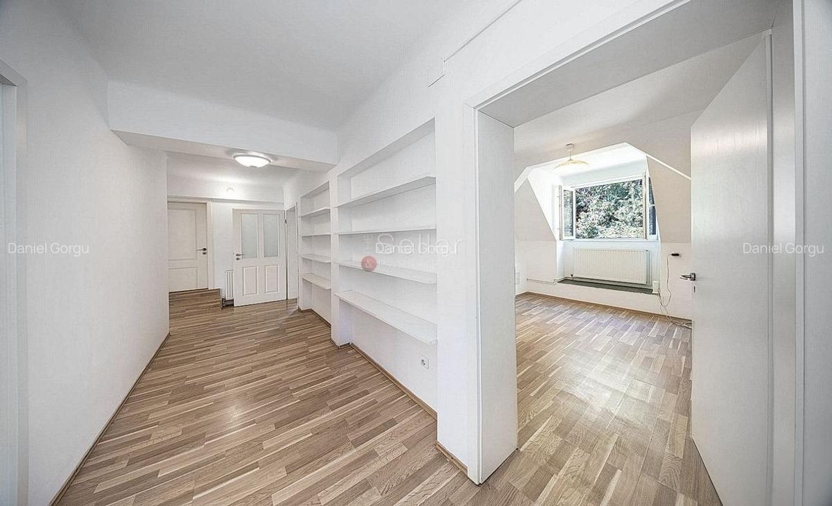 Apartament cu 3 camere decomandat în Central - 5
