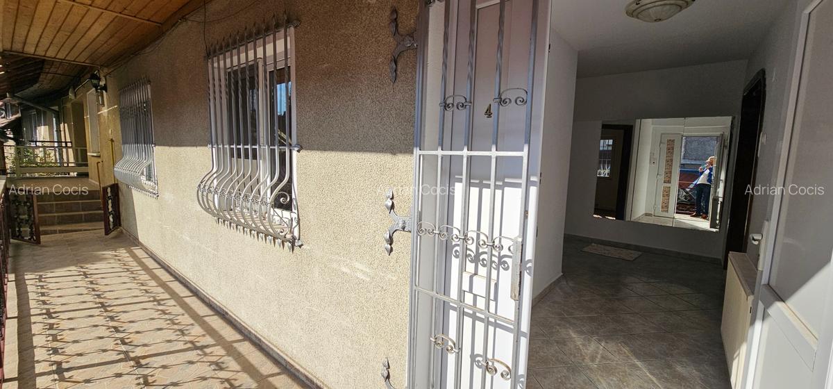 Apartament cu 4 camere semidecomandat în Brașovul Vechi - 9