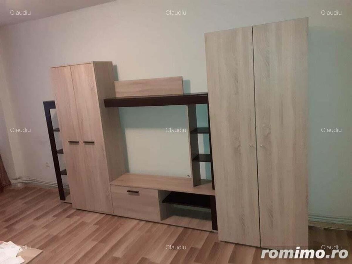 Piata progresului de vanzare garsoniera - 1
