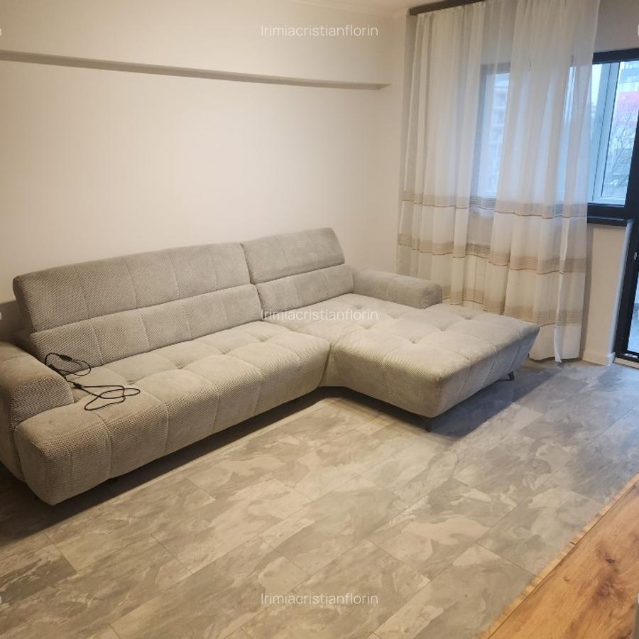 Apartament 2 camere , intersectia Mosilor cu Eminescu , decomandat - 2