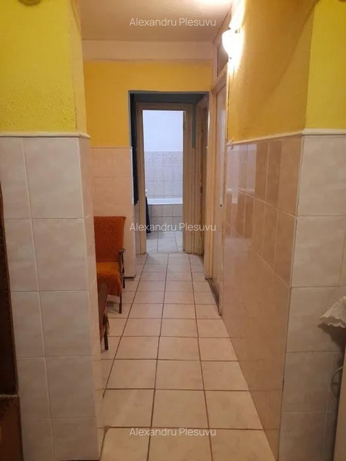 APARTAMENT 3 CAMERE, ETAJU 1, 60 MP UTILI, ALEXANDRU CEL BUN - 5