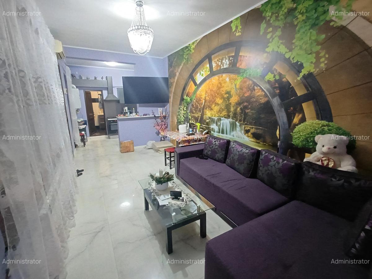 Vanzare casa, -Imobiliare MAXICONFORT - 2
