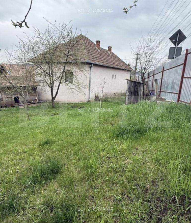 Casa individuala locuibila + teren 477m in Dambul Rotund - 1
