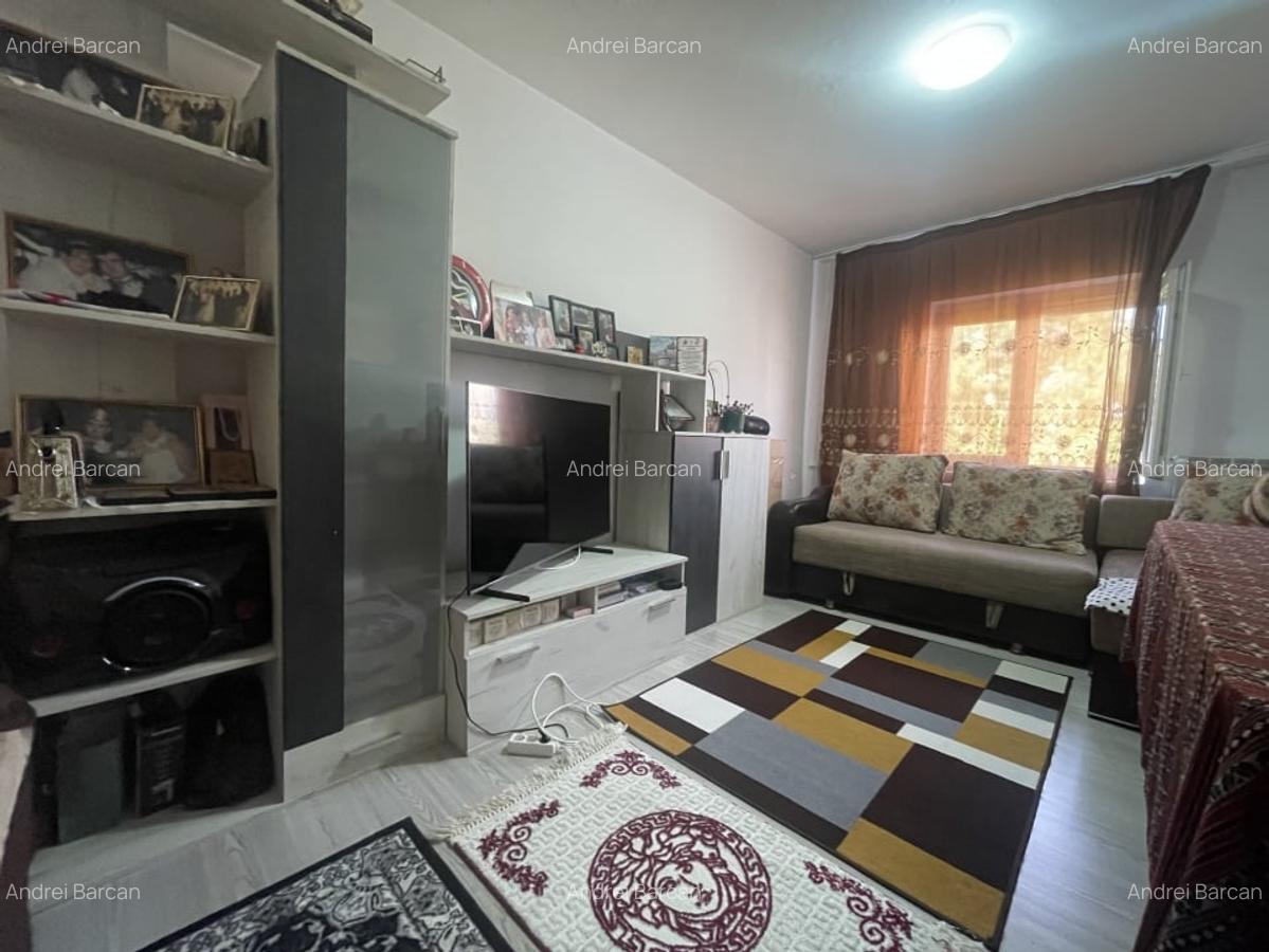 Apartament 3 camere, 82 mp utili, complet decomandat - Etaj 2/2 - 3